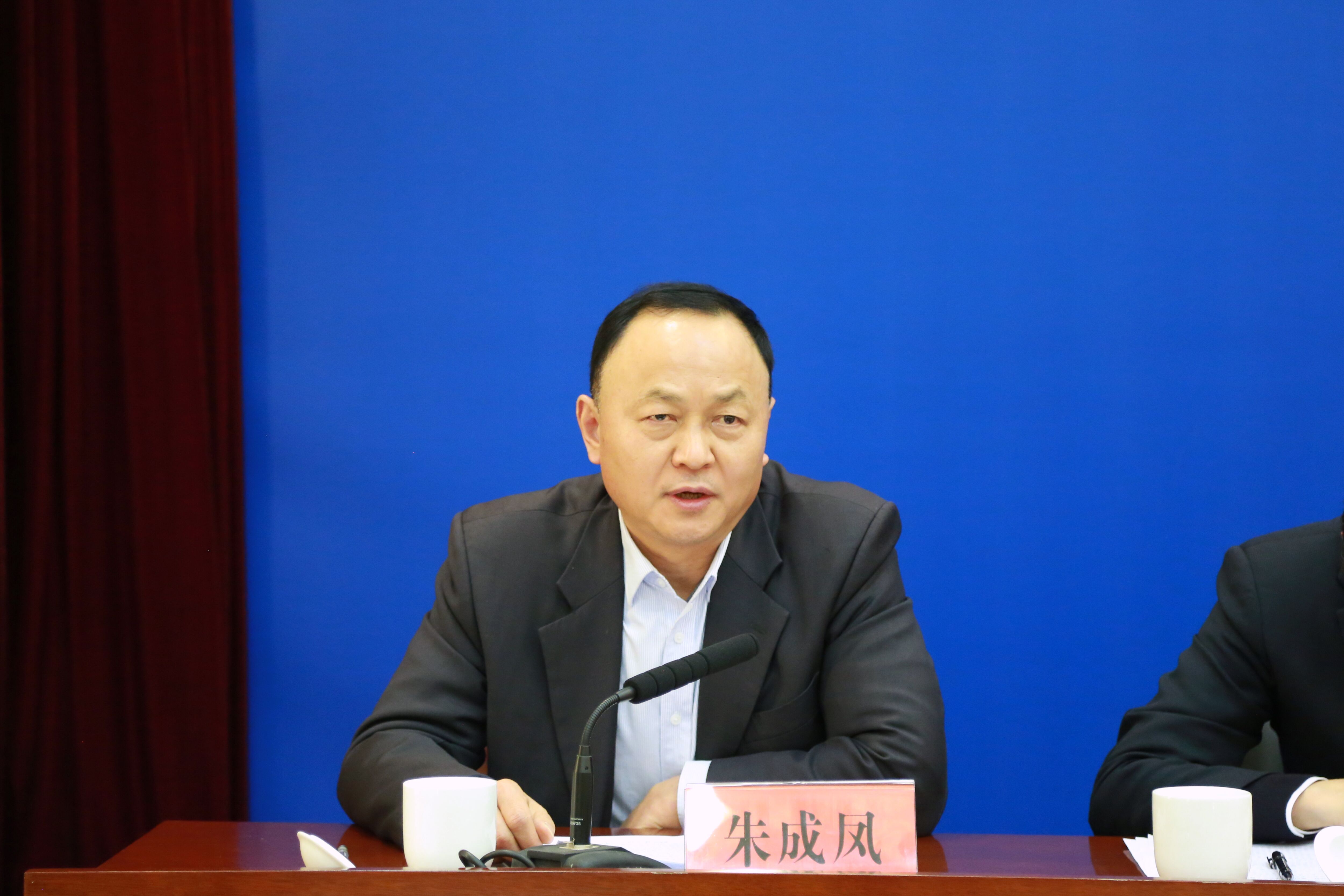 发布会2.jpg