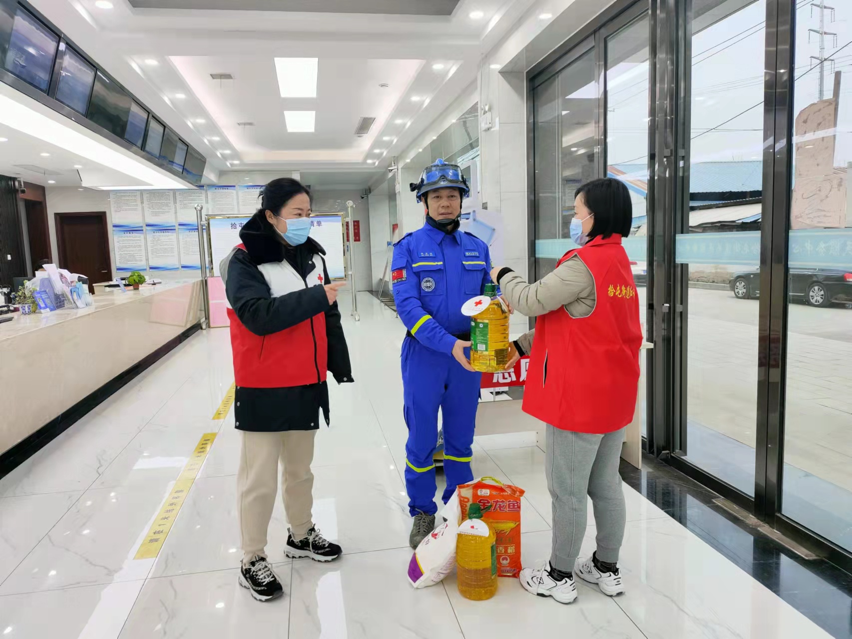拾屯慰问3.jpg