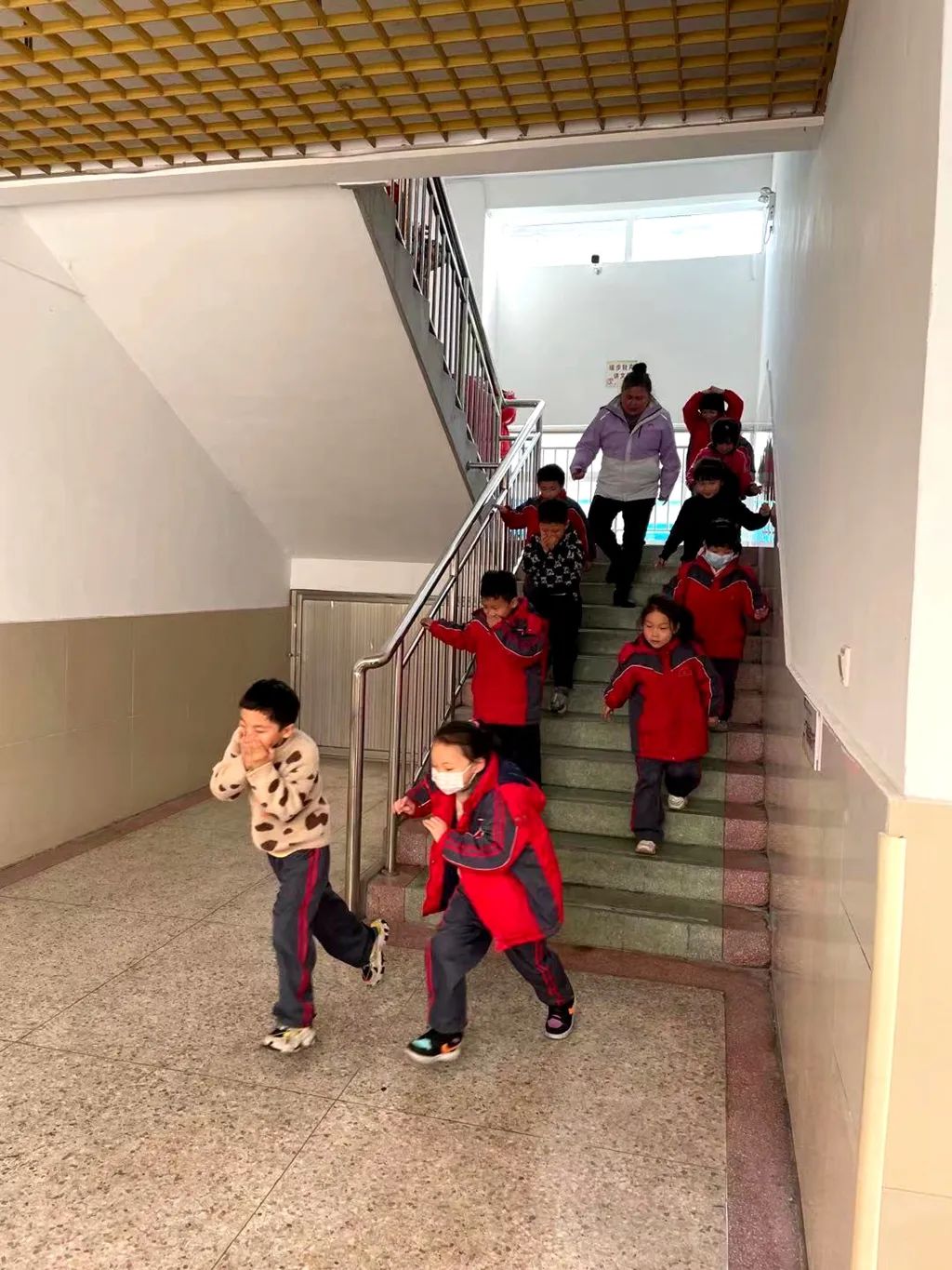 微信图片_20220328145959.jpg
