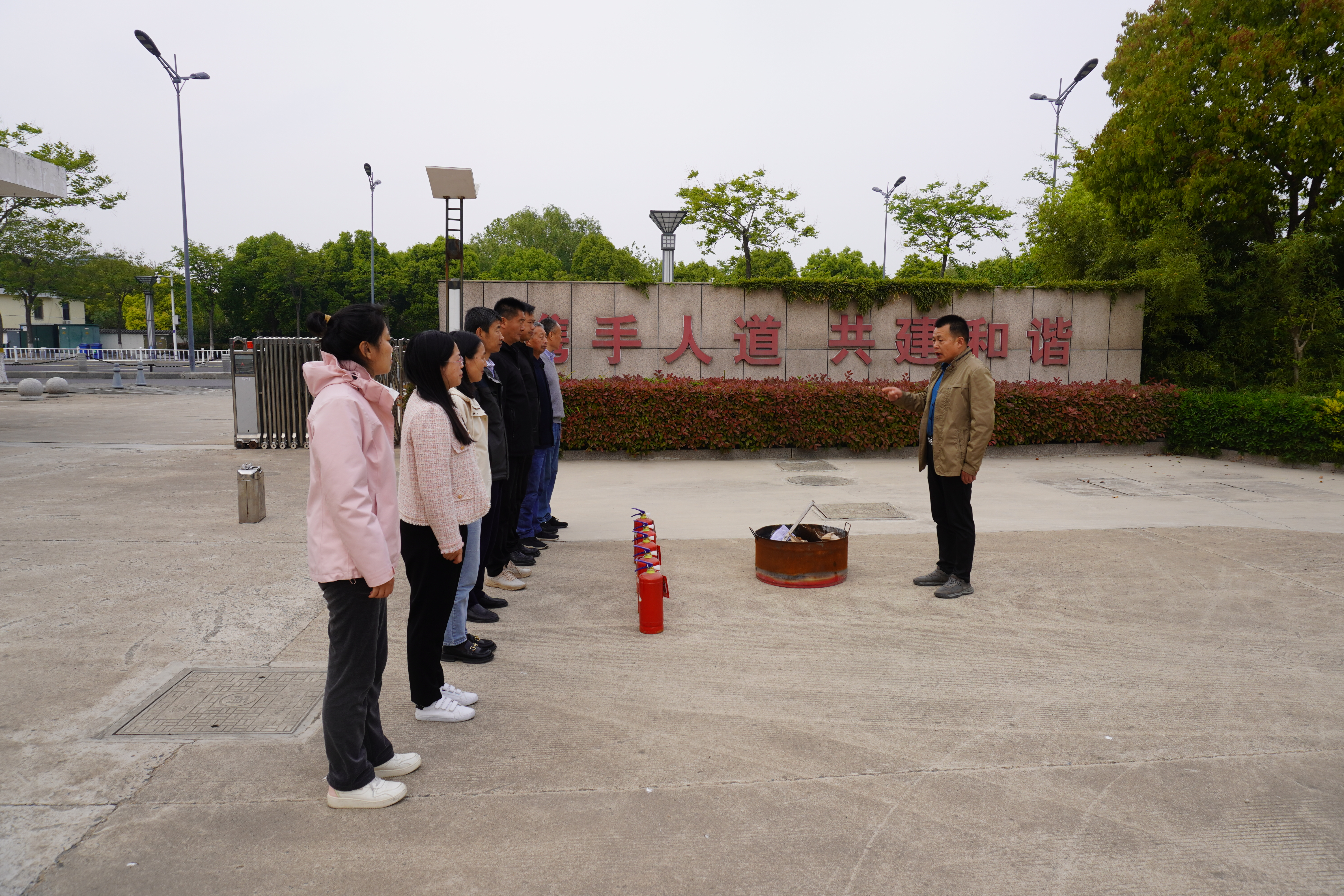 谈话.JPG