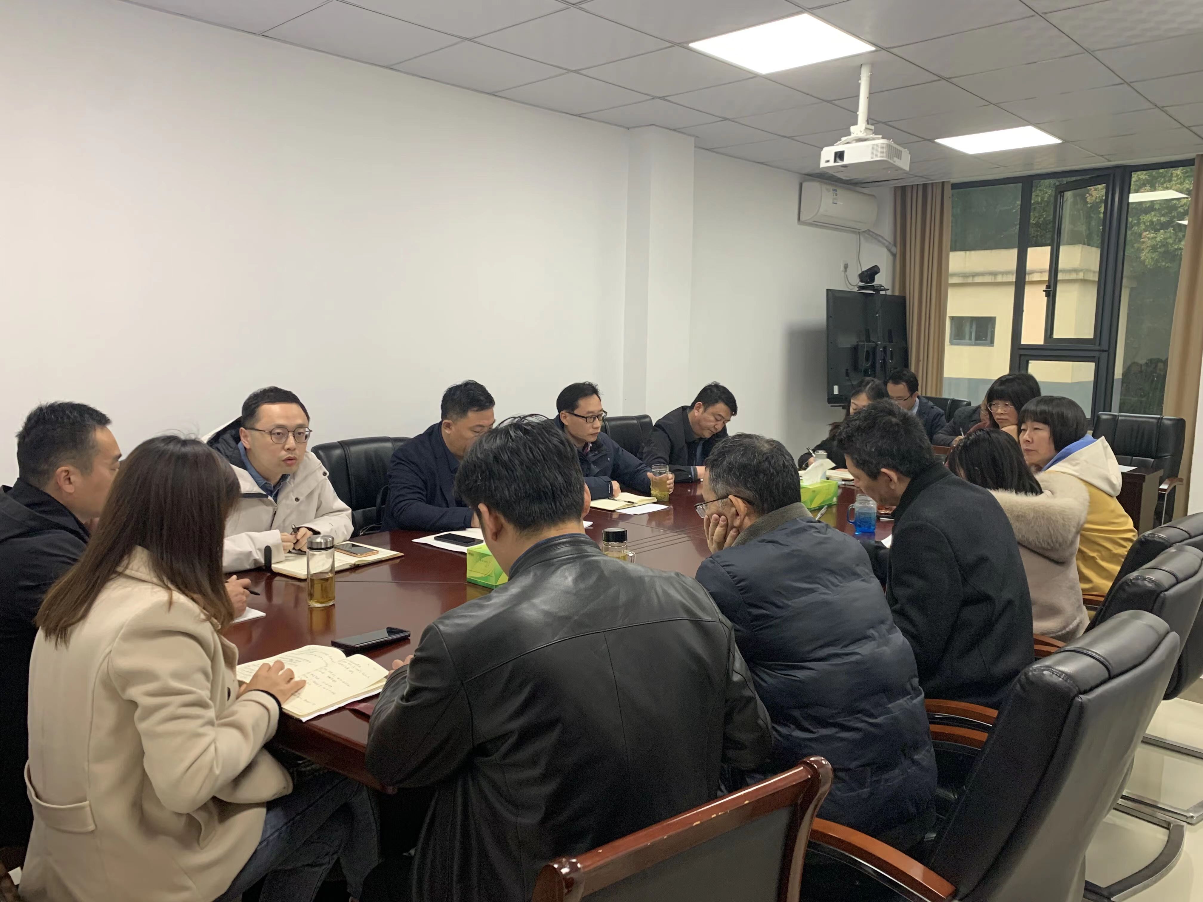 南京市浦口区老山林场红十字会全力迎接国家卫生城市迎复审工作.jpg