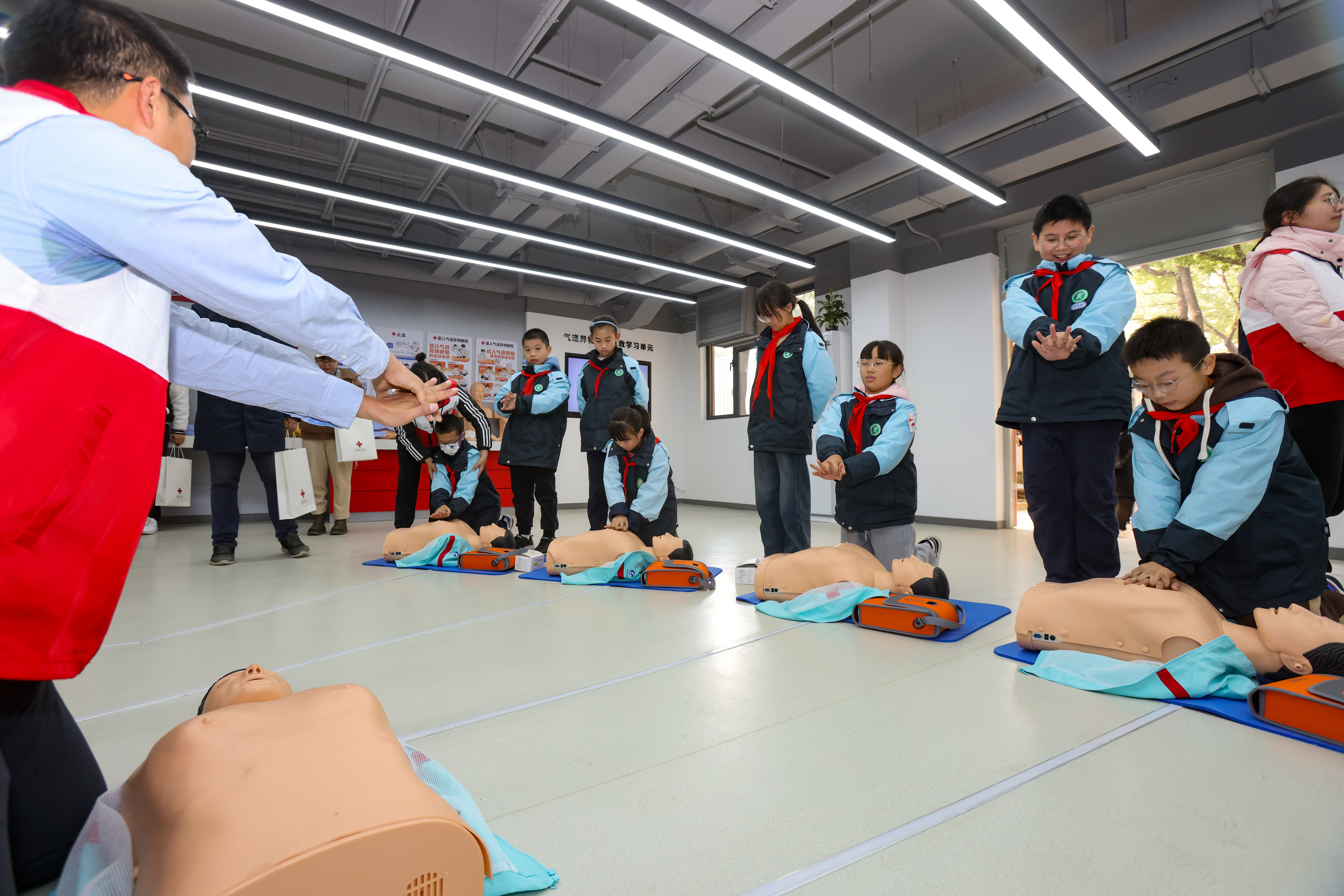 生命教育基地揭牌启用3.jpg