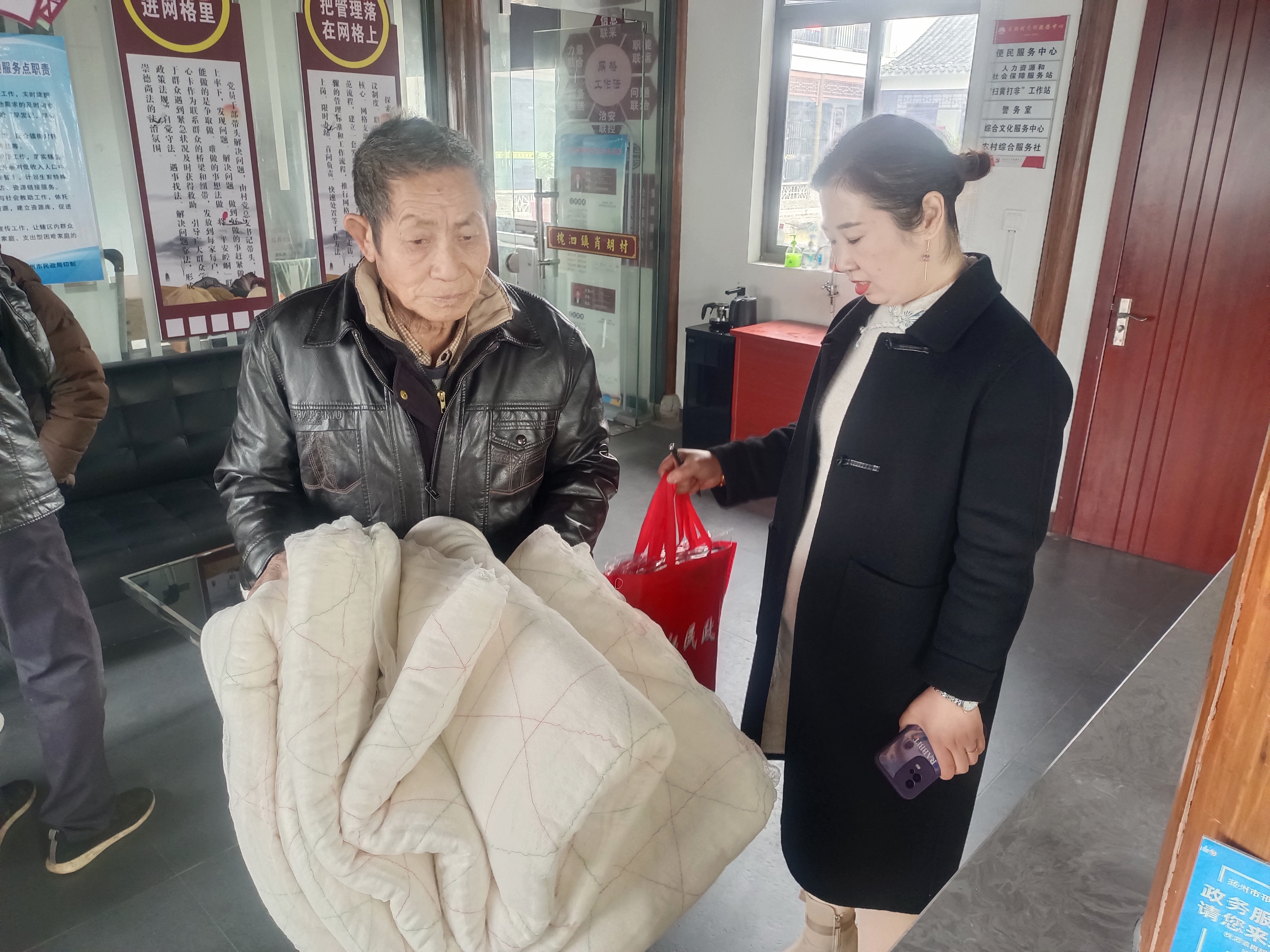 bf9db3aec57a7097f80219bcfe26e65.jpg