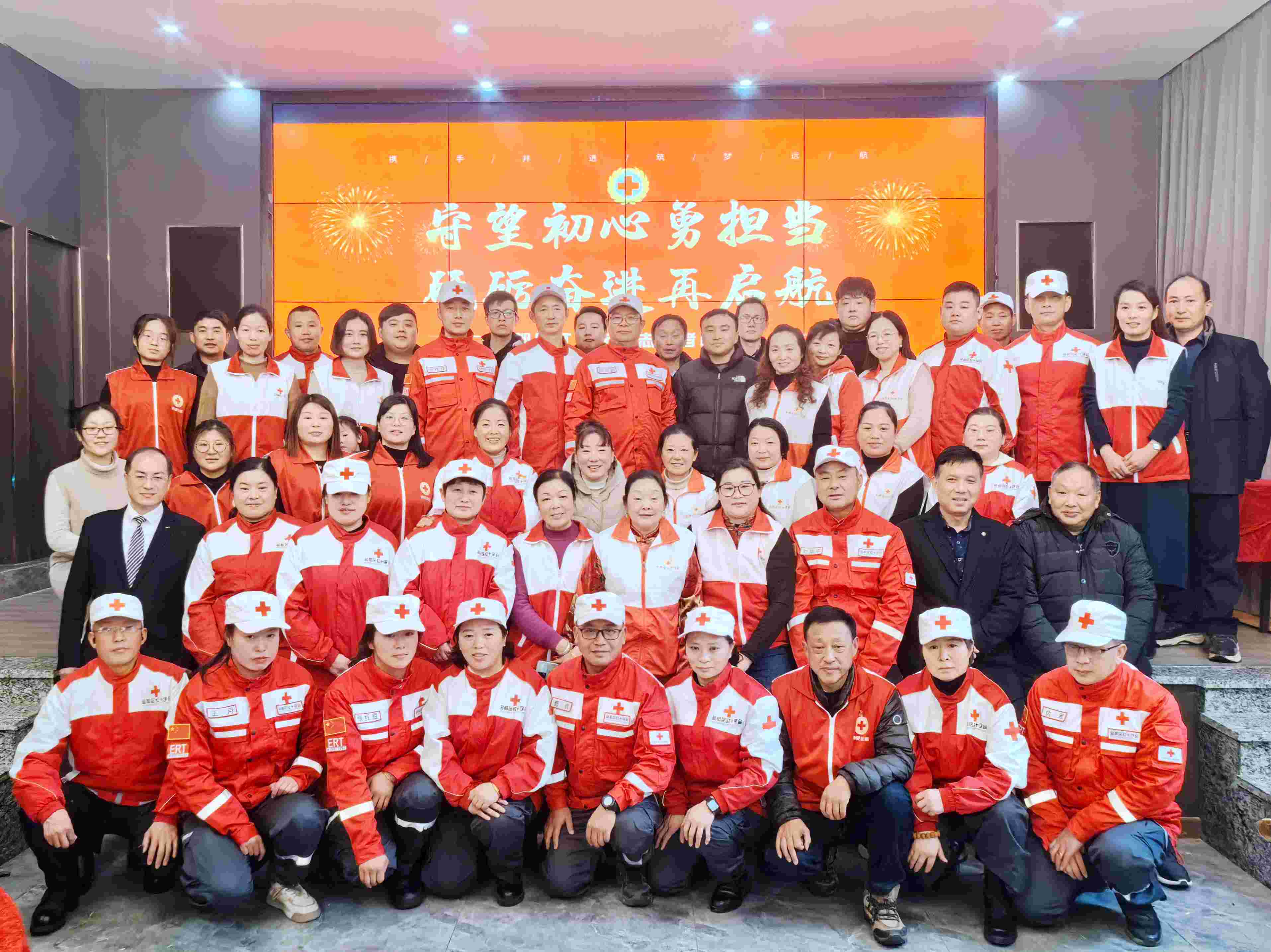 合影(1).jpg