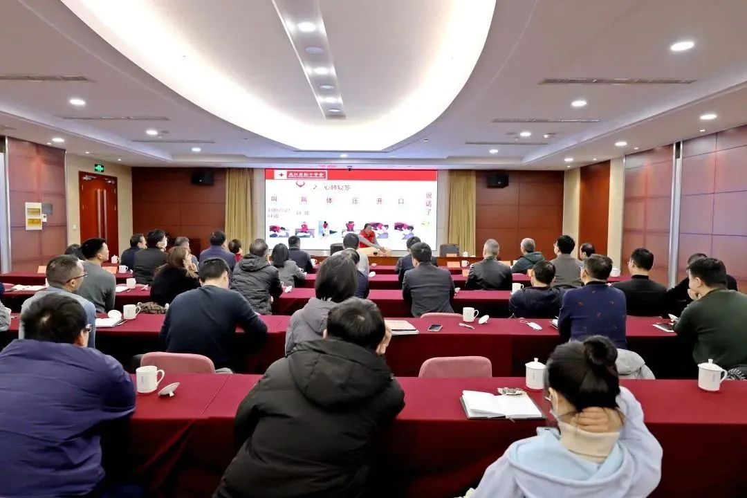 fe3ec8079470d131a4956d38bd7136b8.jpg
