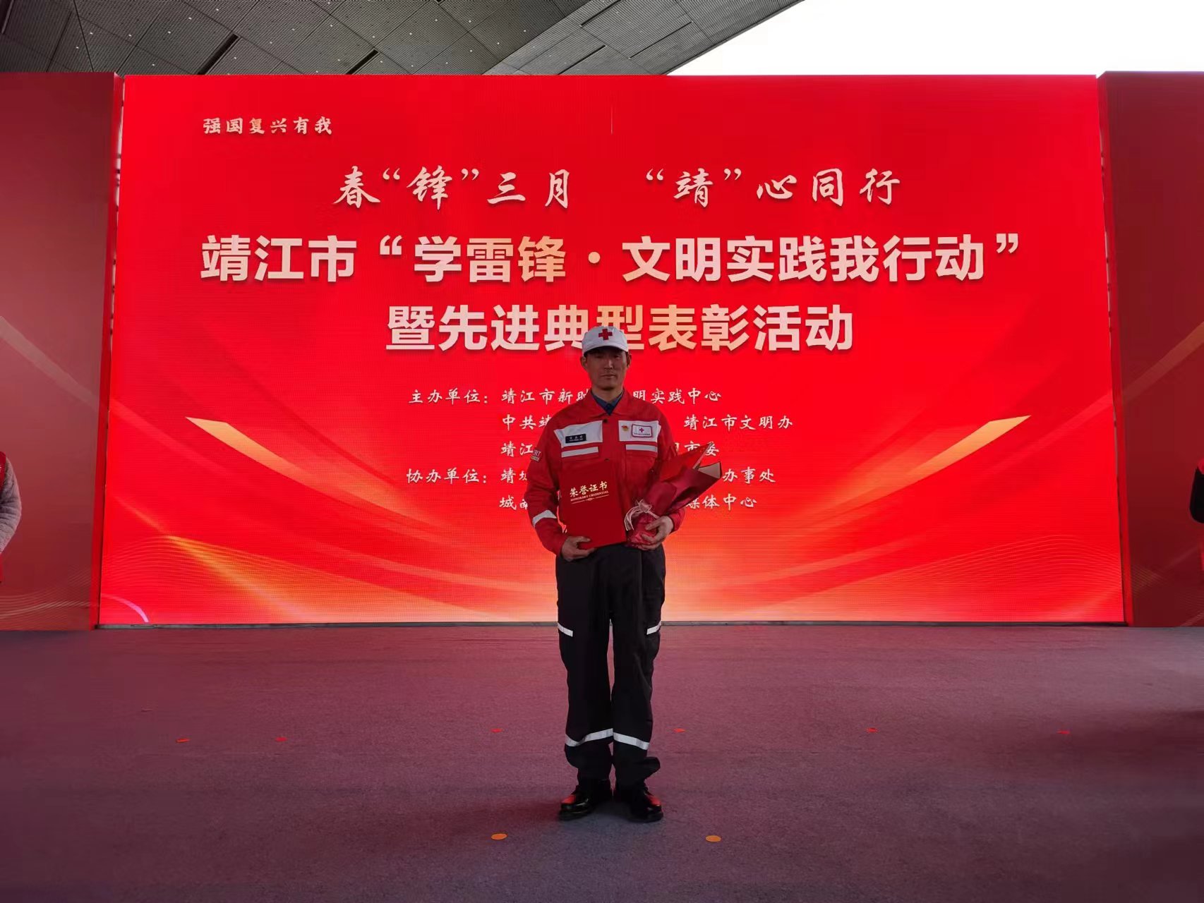 ac2bdb38bfe66c9aa3970e7efa9b357.jpg