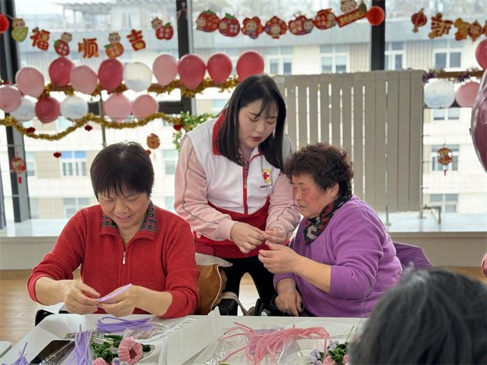 最美三月天 巾帼绽芳华.jpg