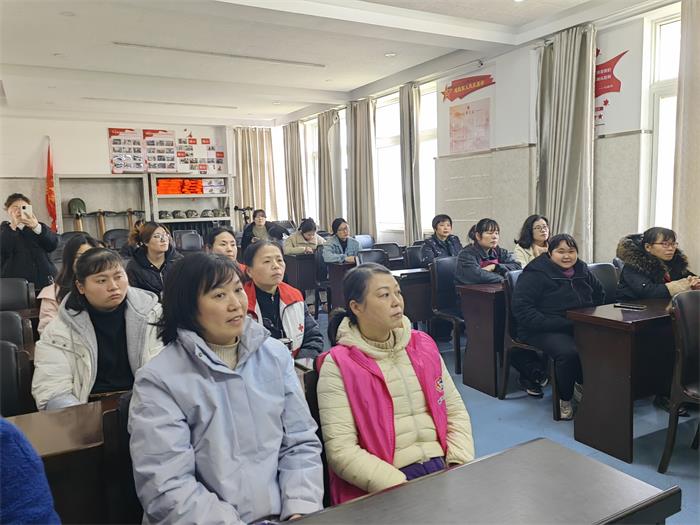 五福家园社区红十字会博爱家园 (2).jpg