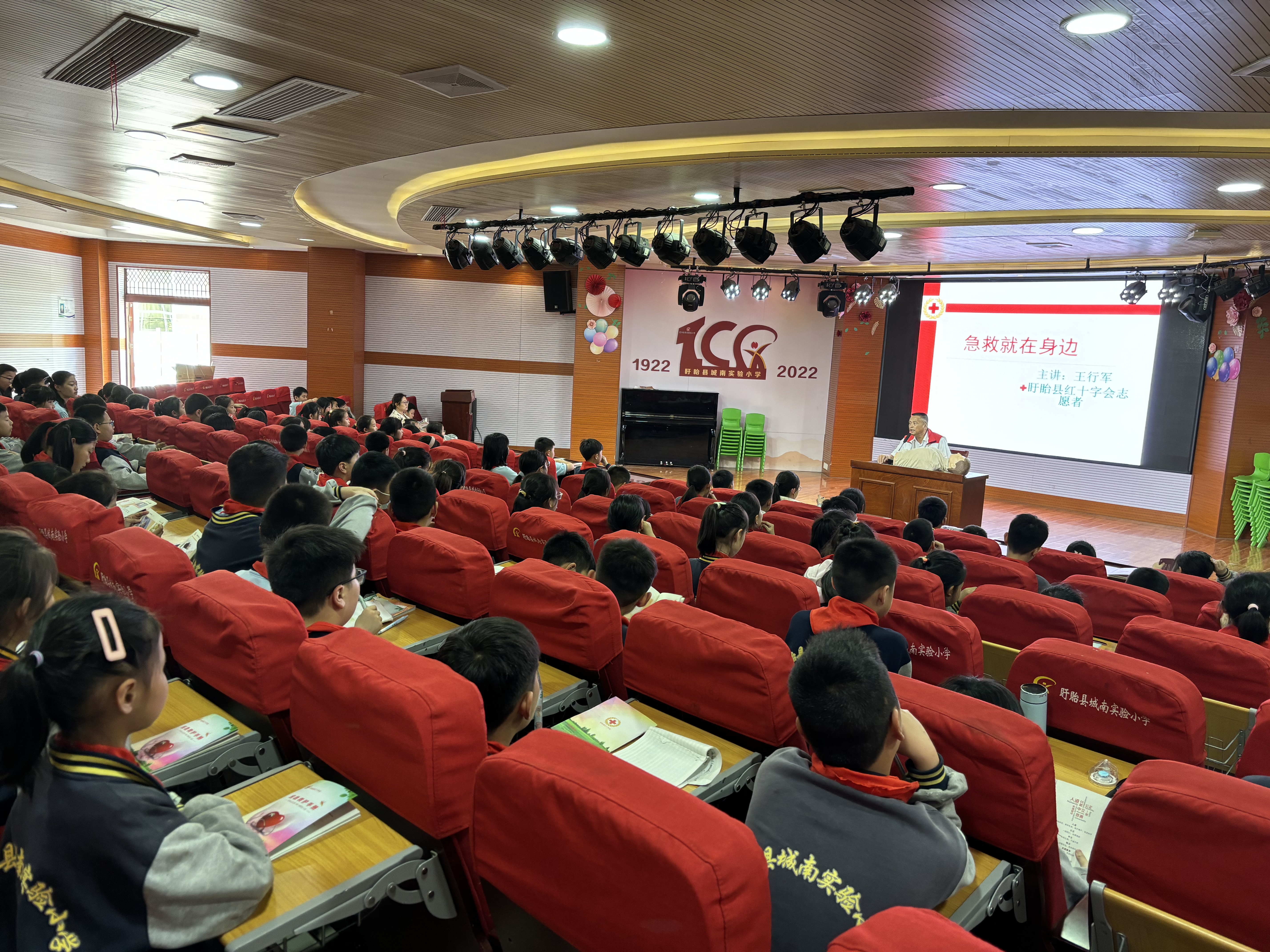 2a6bcdcc84f610c965c1a2fa714f310.jpg