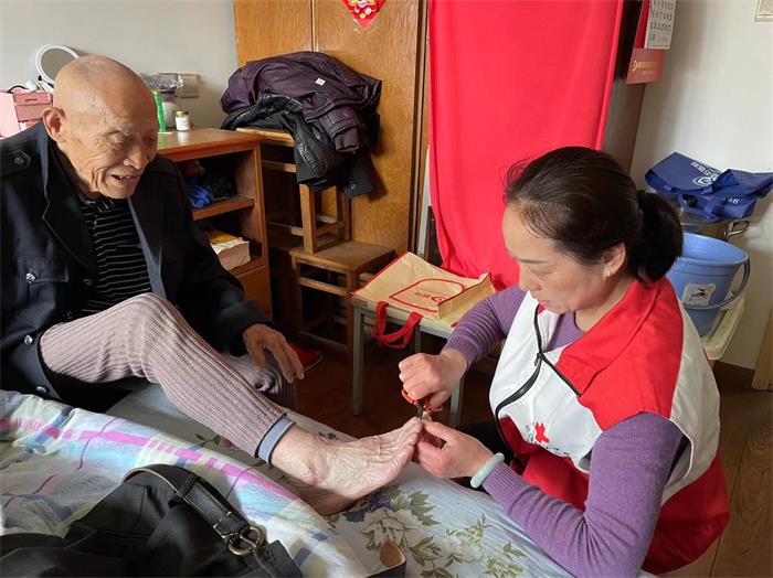 4、柳塘社区博爱家园开展博爱周志愿活动.jpg