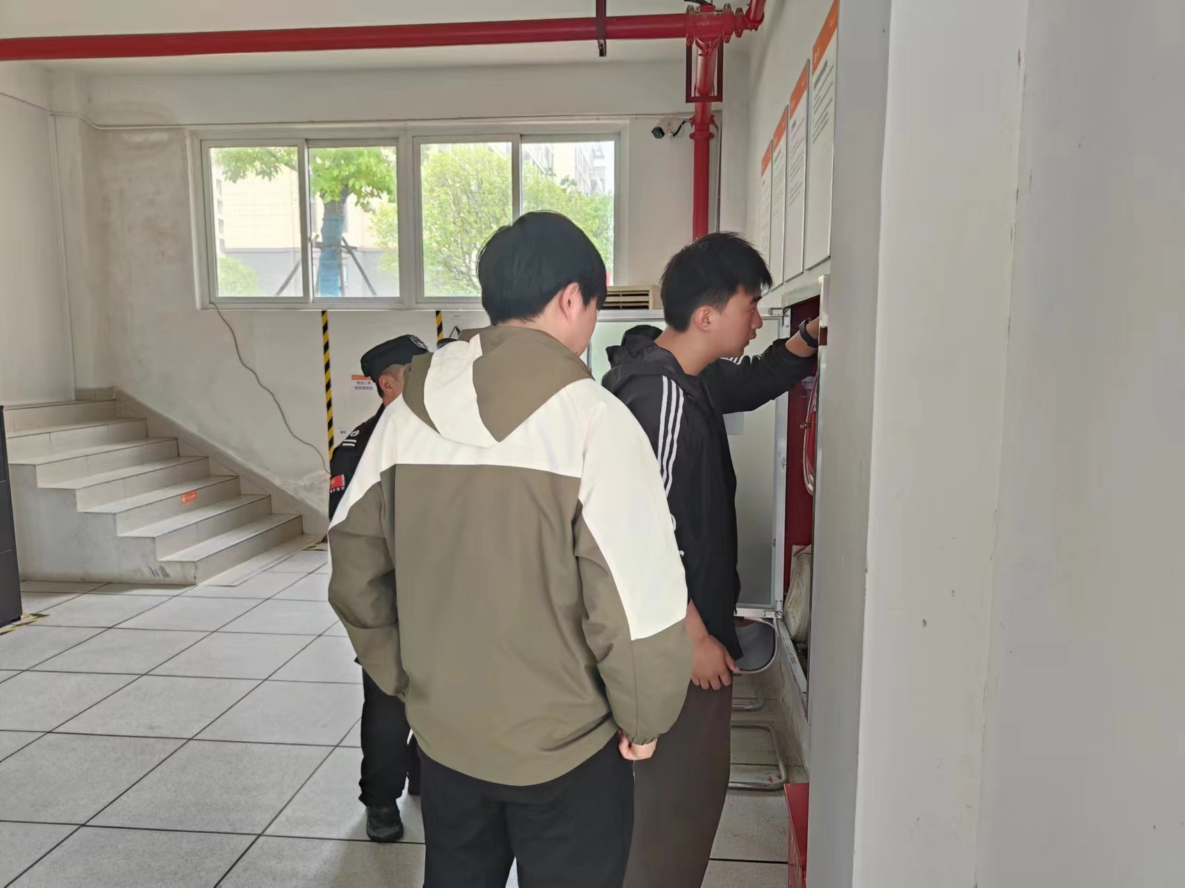 安全检查1 .jpg