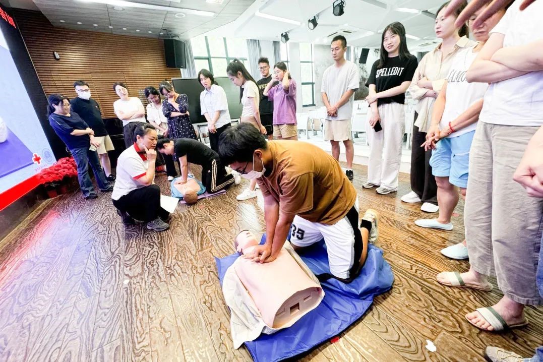 南农实小4.jpg