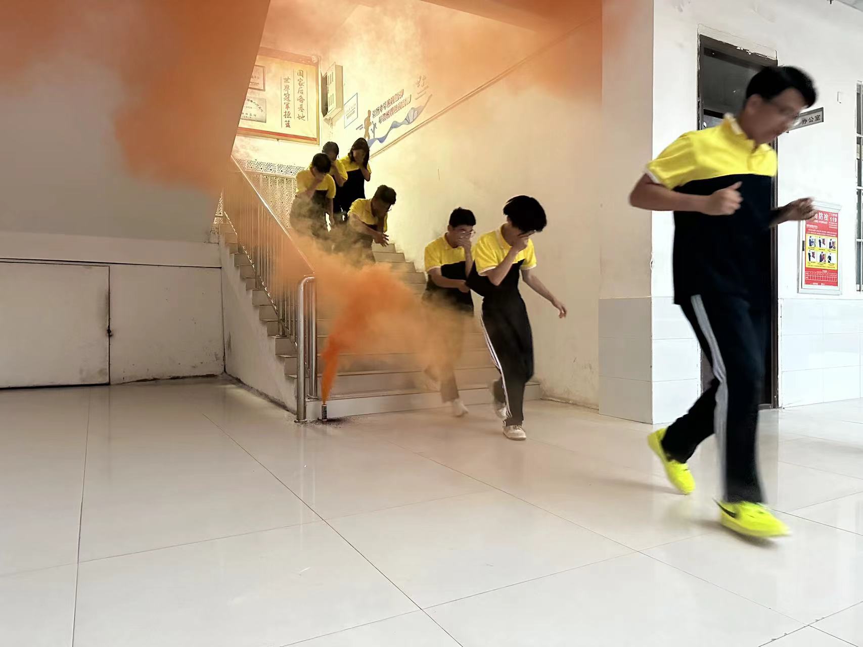 体育中学3.jpg